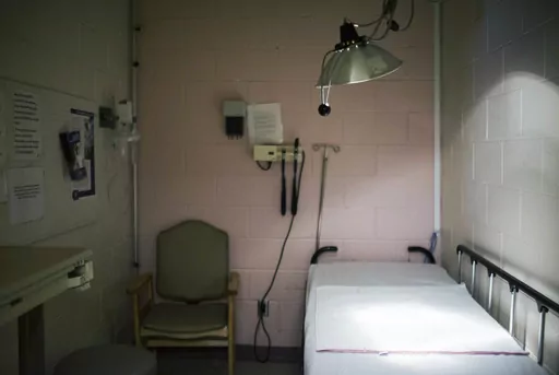 A hospital exam room is seen in Alabama on Thursday, July 30, 2015. A large Swedish study, published Wednesday, Dec. 13, 2023, in JAMA Psychiatry, has uncovered a paradox about people diagnosed with an excessive fear of serious illness: They tend to die earlier than people who aren’t hypervigilant about health concerns. (AP Photo/Brynn Anderson, File)