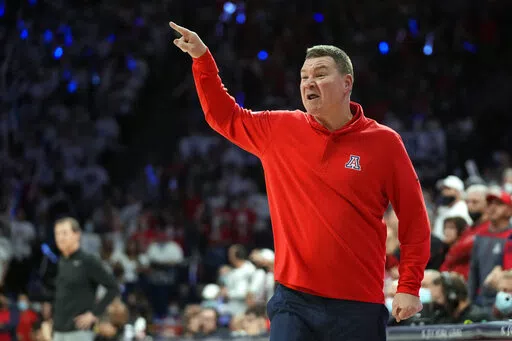 Arizona coach Tommy Lloyd reacts to a play during the second half of the team's NCAA college basketball game against Oregon, Saturday, Feb. 19, 2022, in Tucson, Ariz. Arizona won 84-81. (AP Photo/Rick Scuteri)